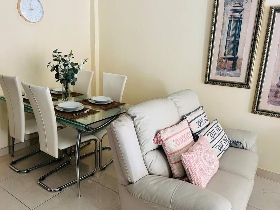 埃斯特波纳Flat On The Paseo Maritamo!公寓 外观 照片